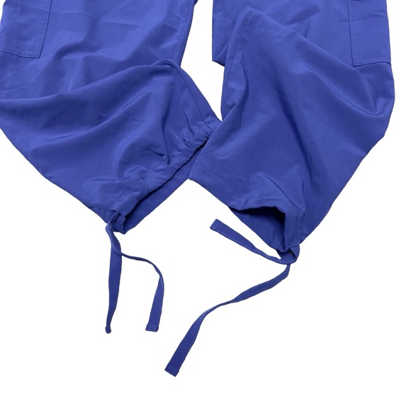 Zenergy by Chico’s Cargo Cropped Tie Hem High Rise Stretch Travel Capri - Picture 10 of 12